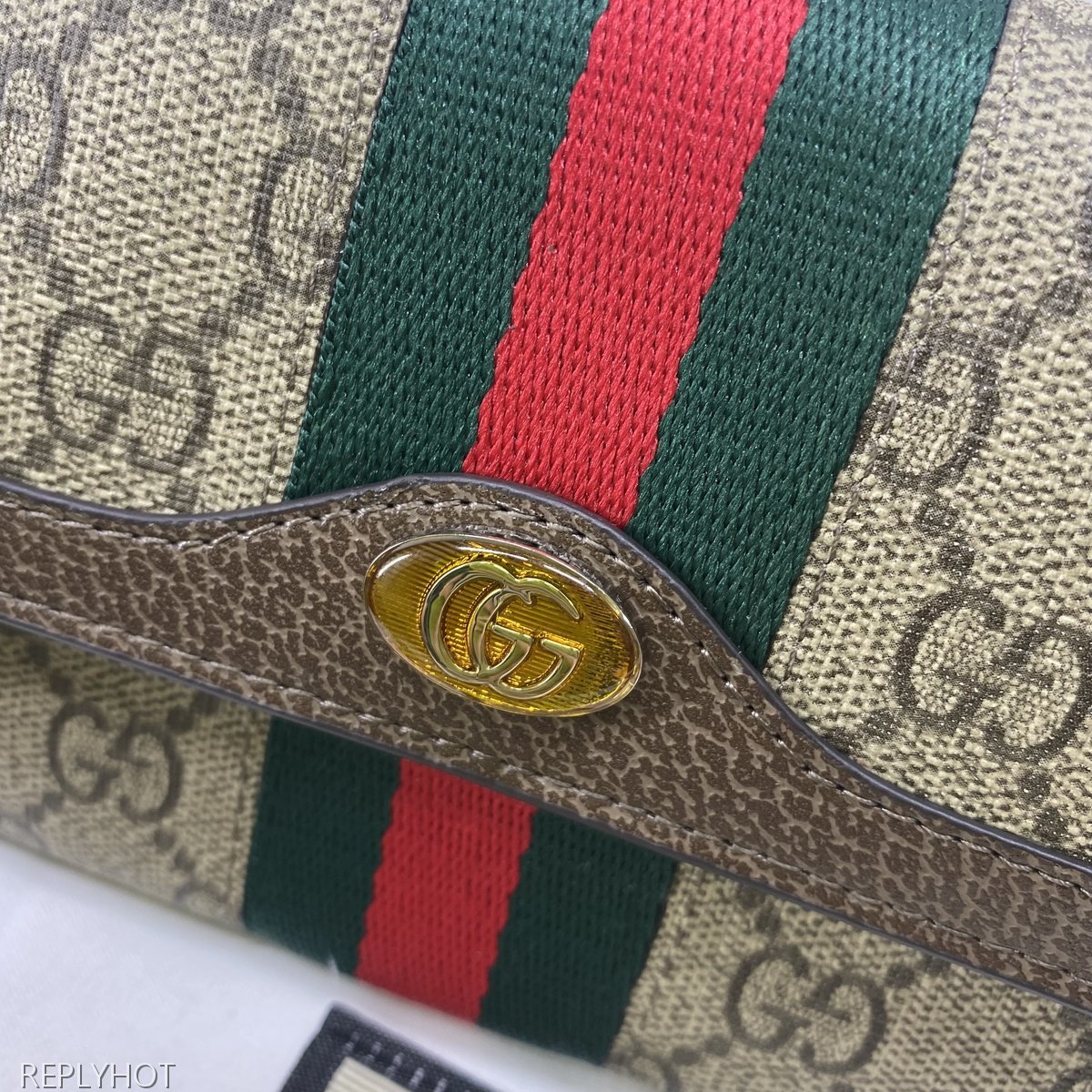 구찌 지갑 546592