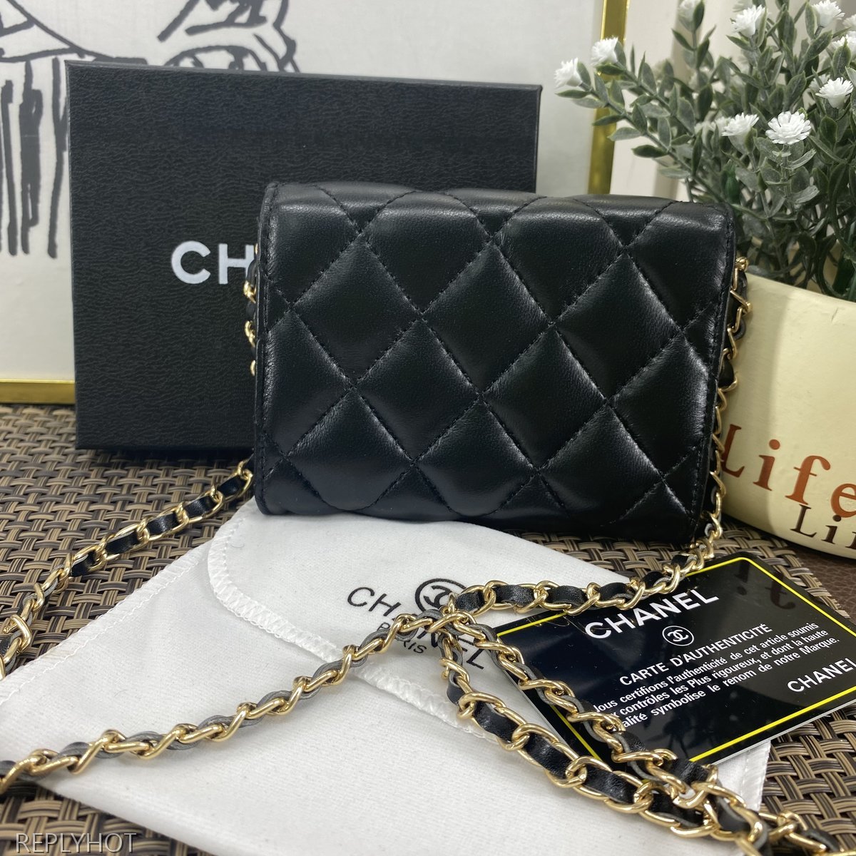 샤넬 램스킨 금장 지갑 6125