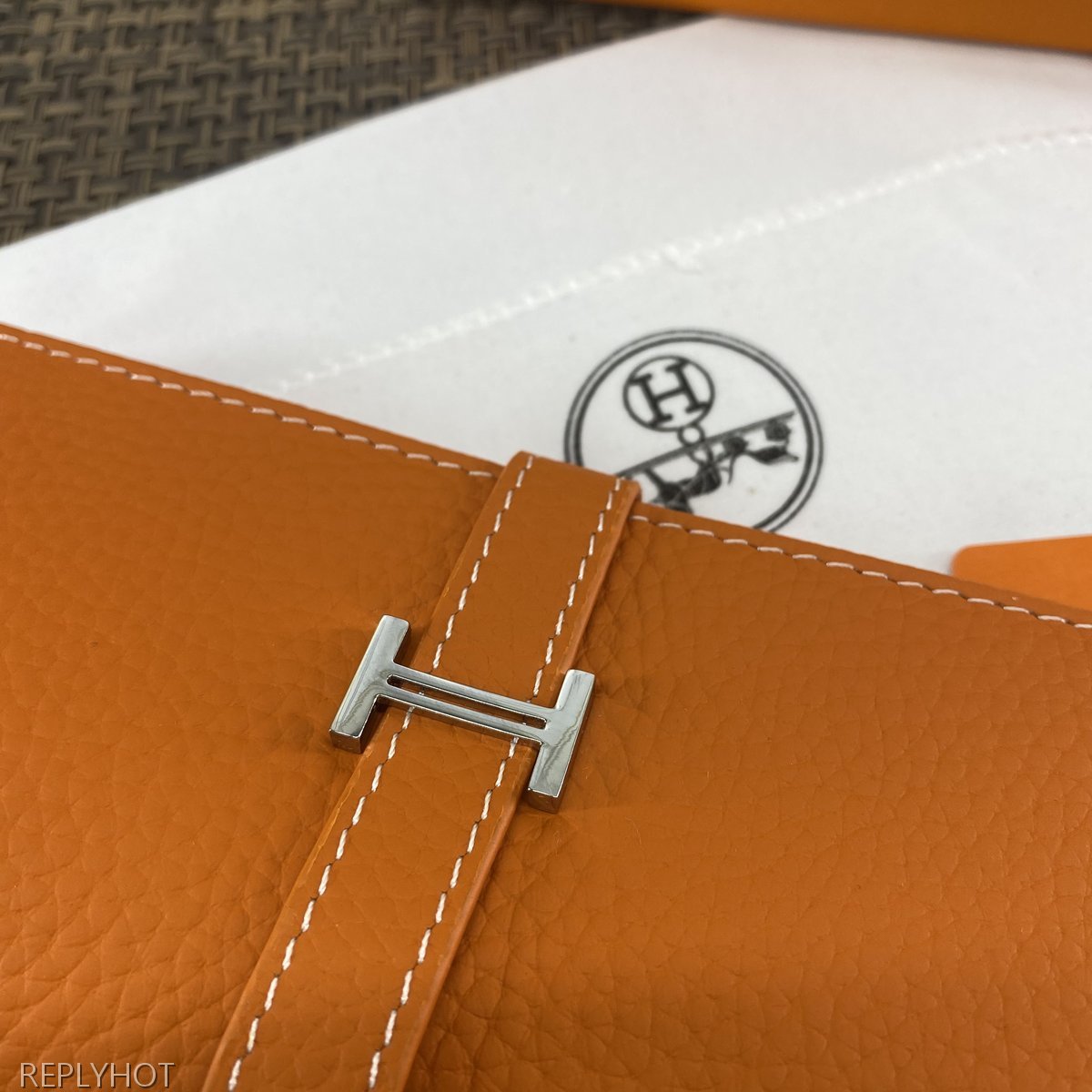 에르메스 지갑 오렌지 H514