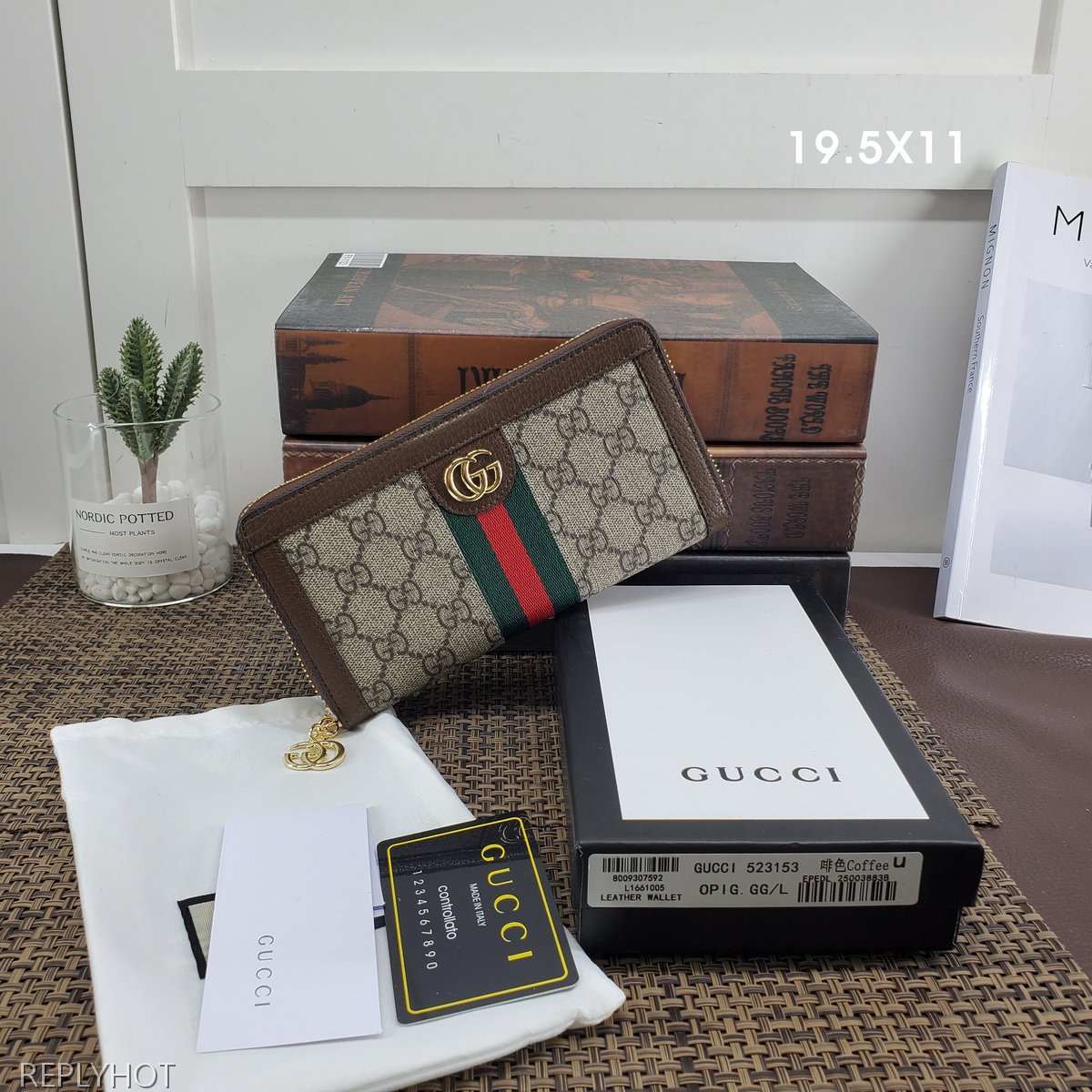 구찌 지갑 523154