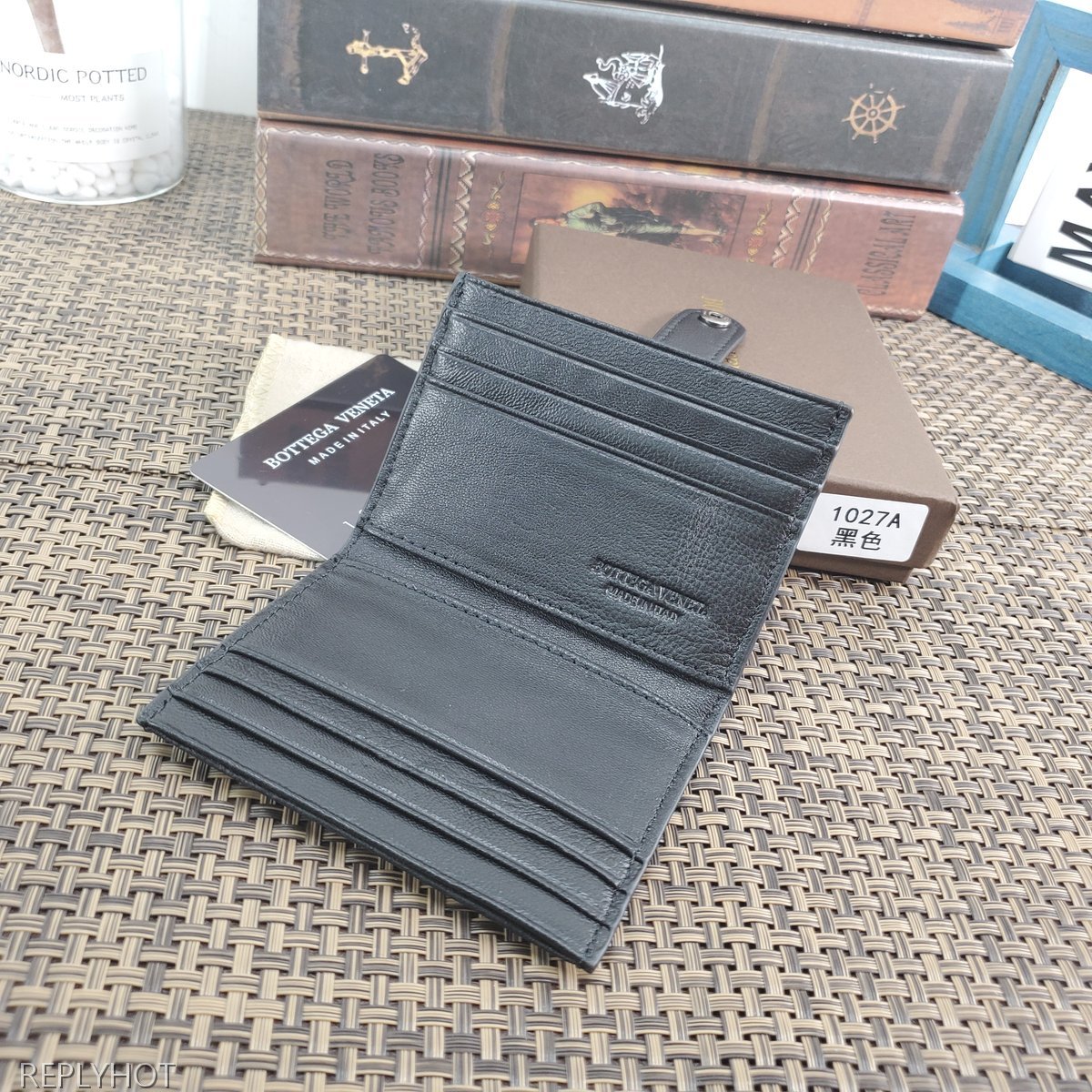 보테가베네타 지갑 1027A