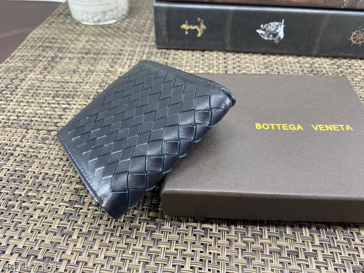 보테가베네타 지갑 1730