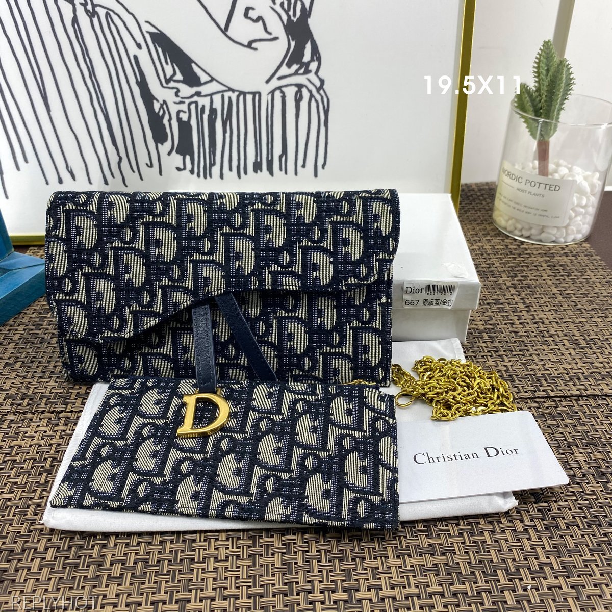 디올 지갑 667