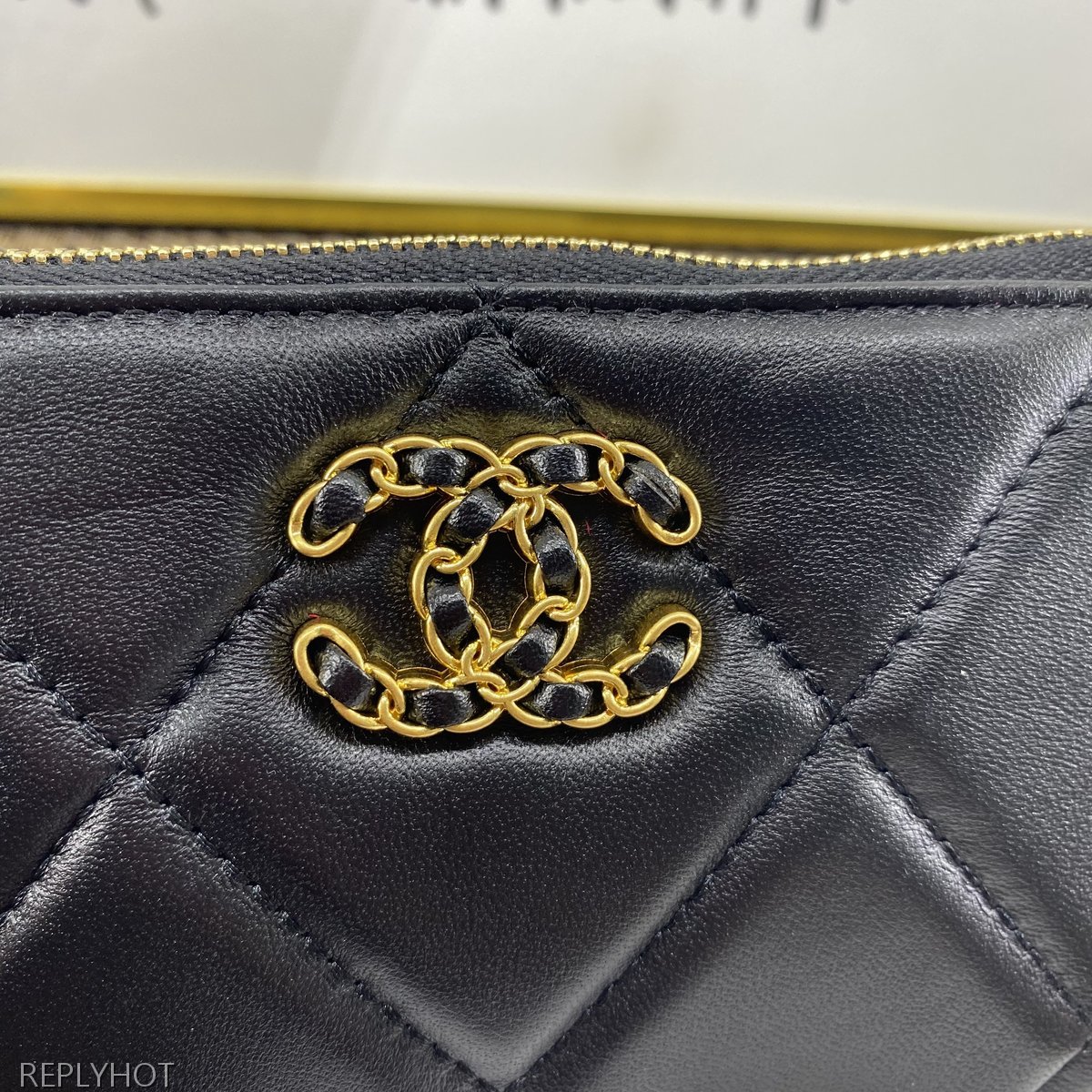 샤넬 램스킨 지갑 860