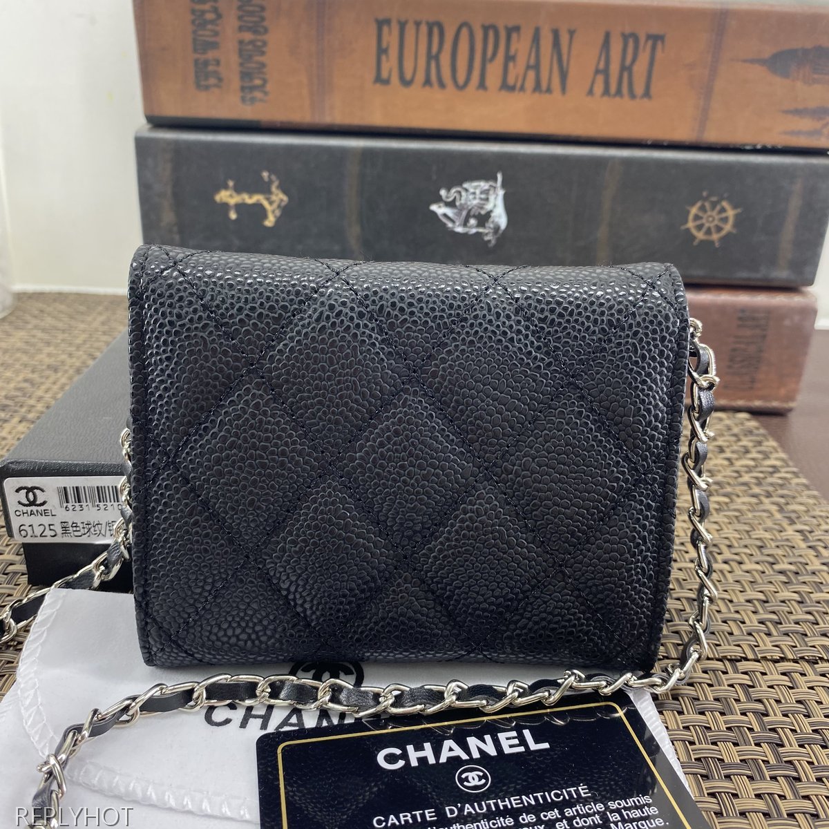 샤넬 카프스킨 지갑 6125