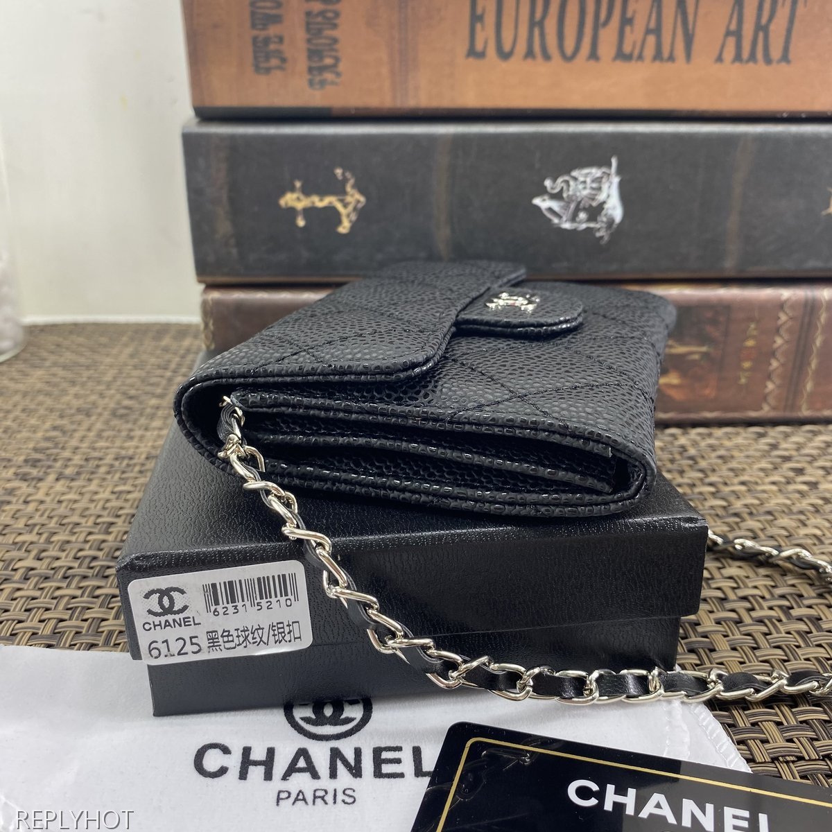 샤넬 카프스킨 지갑 6125