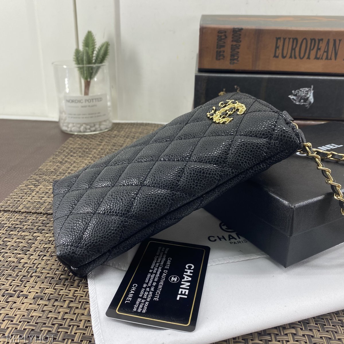 샤넬 램스킨 지갑 6126