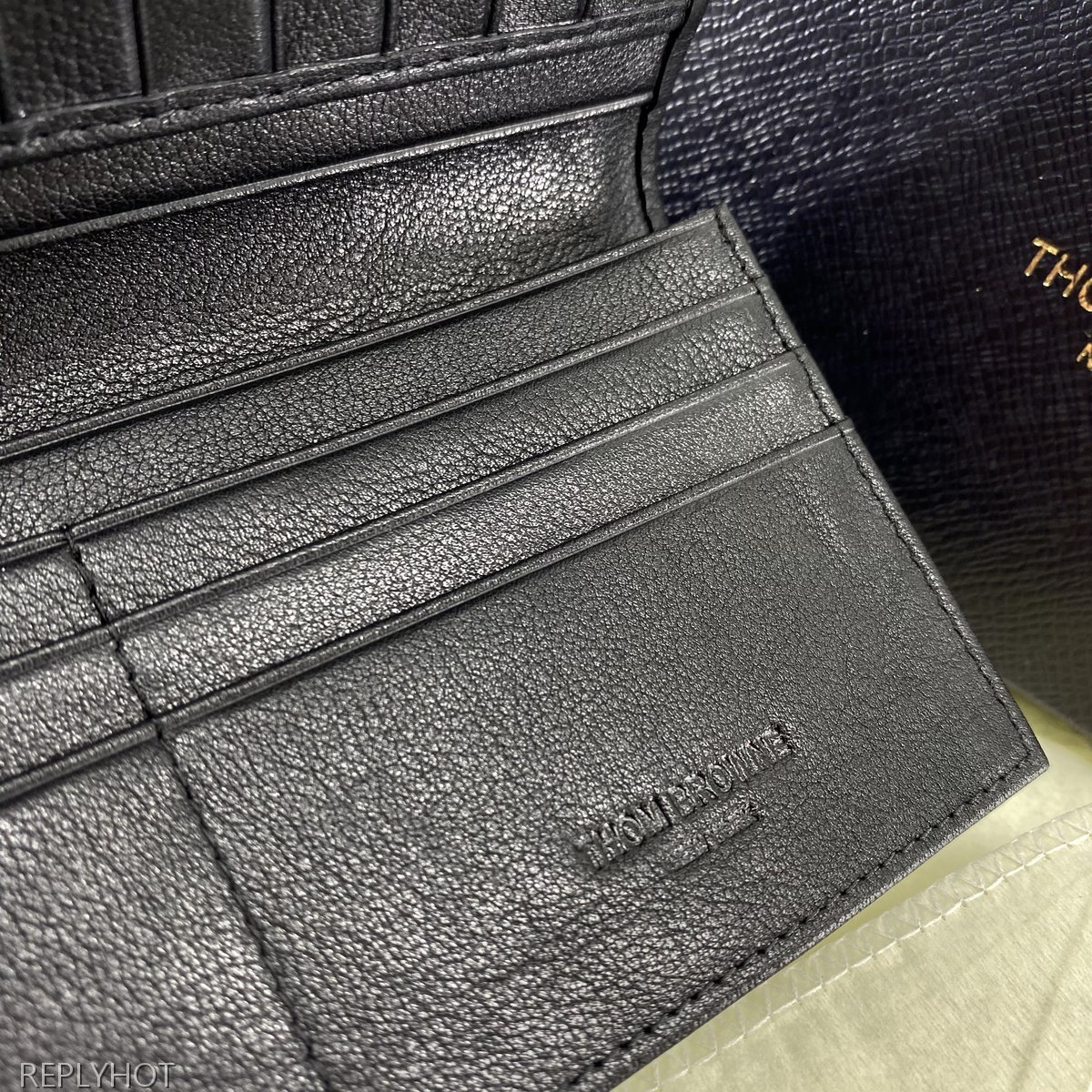 톰브라운 지갑 6603-1