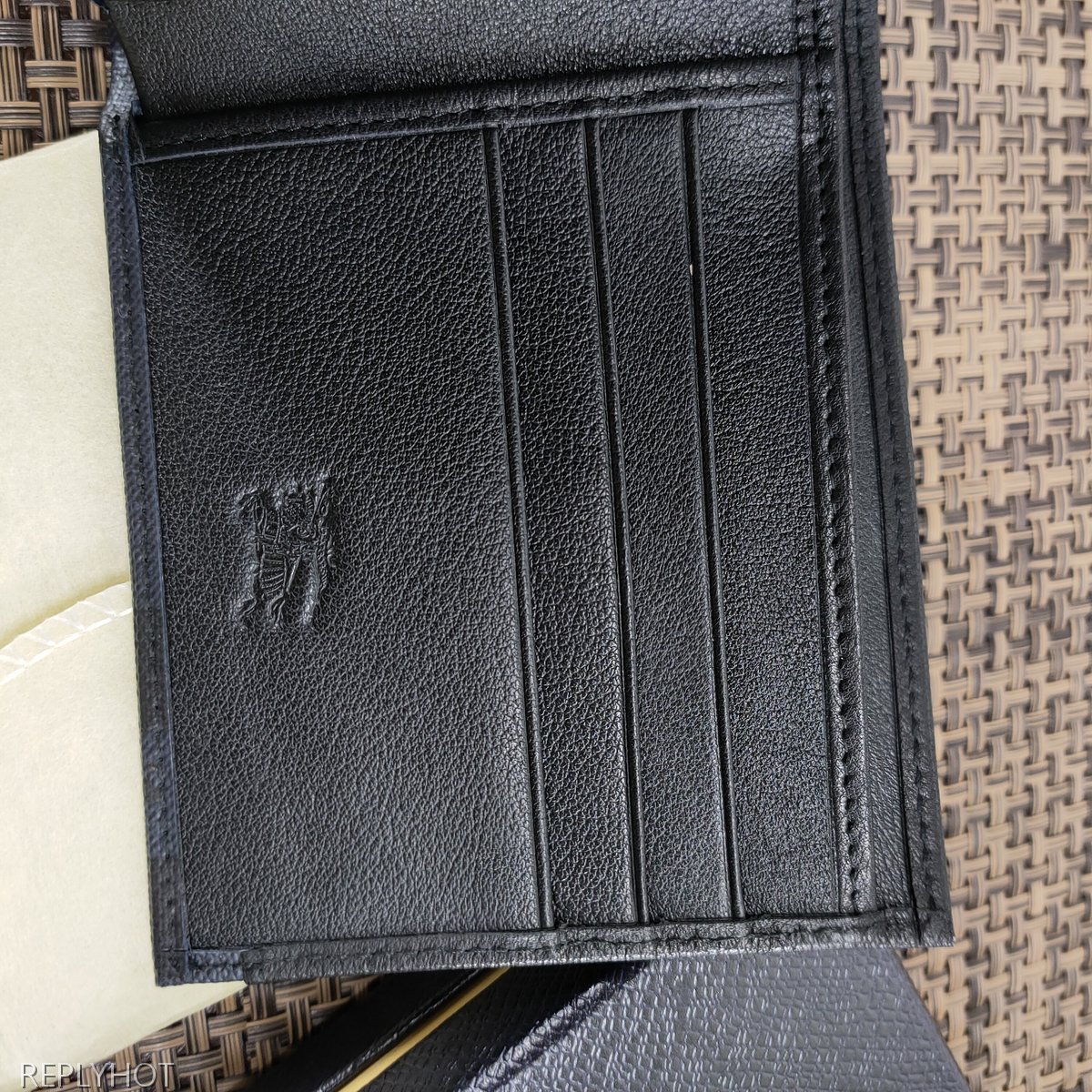 버버리 지갑 6673-3