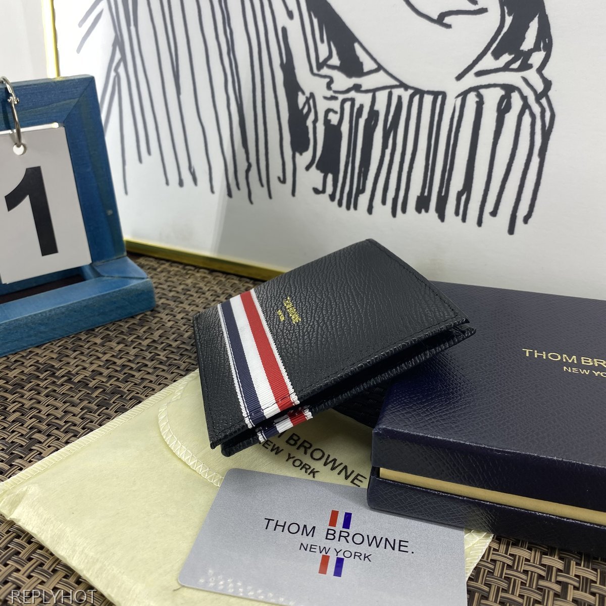 톰브라운 지갑 6709-3