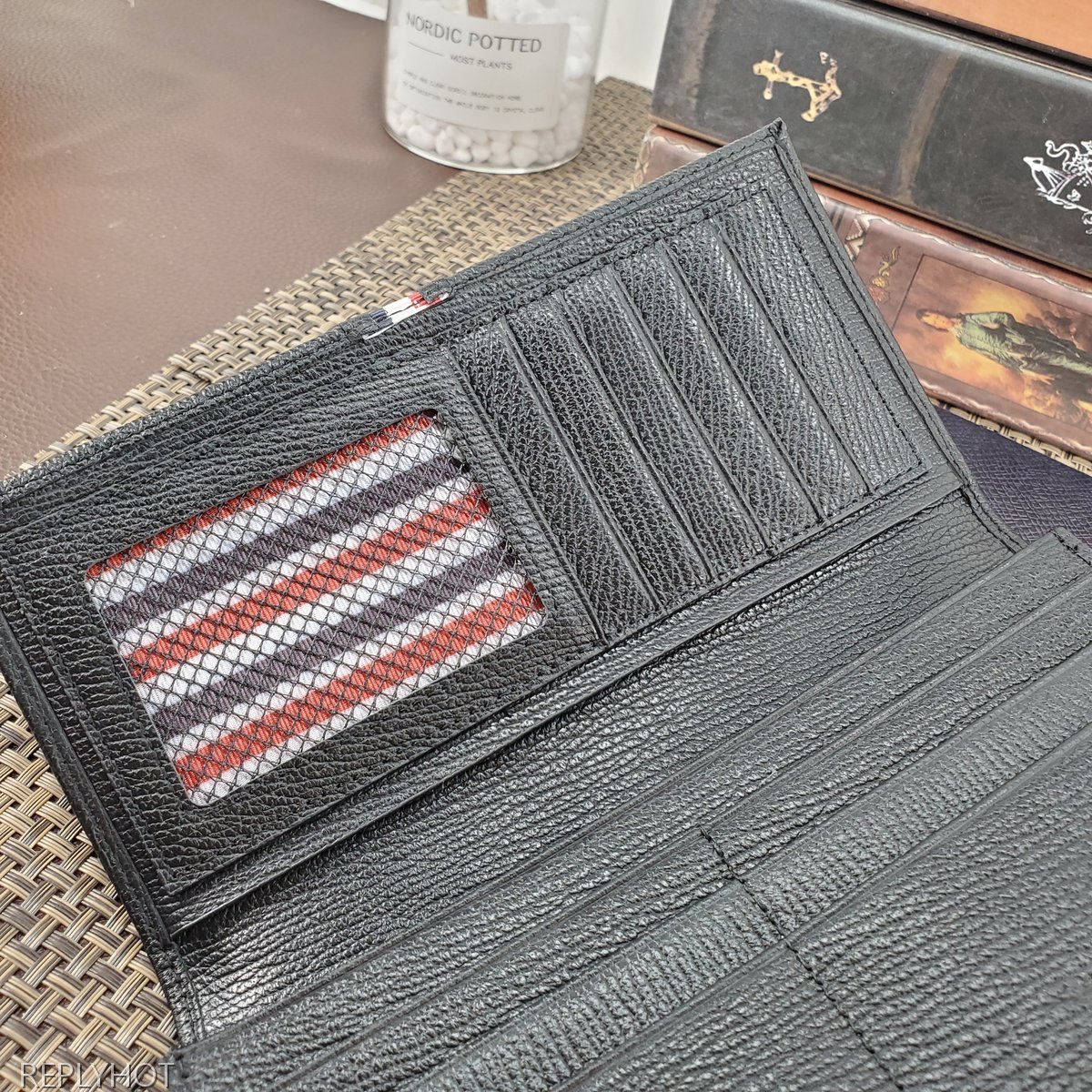 톰브라운 지갑 6710-1