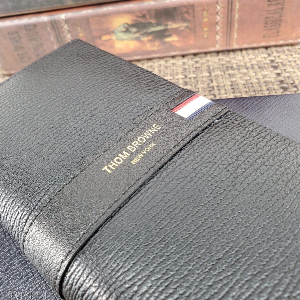 톰브라운 지갑 6710-1