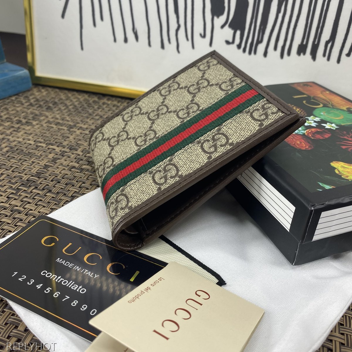 구찌 지갑 138042