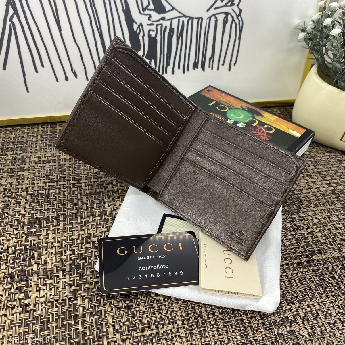 구찌 지갑 138042