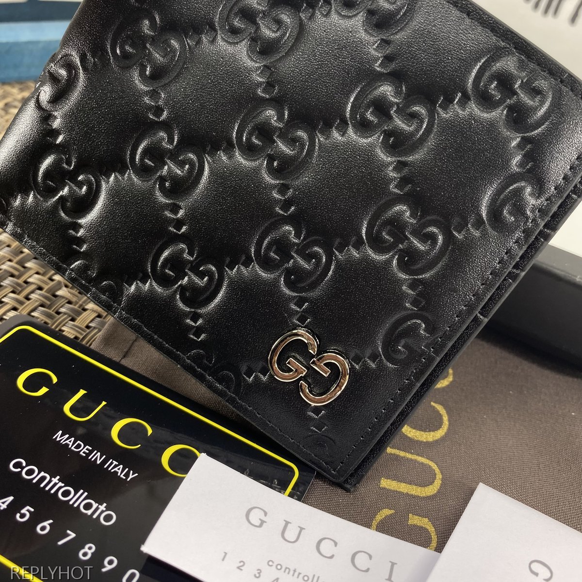 구찌 지갑 473916