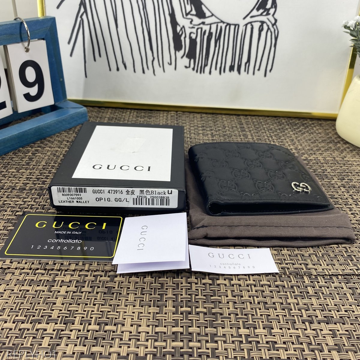 구찌 지갑 473916