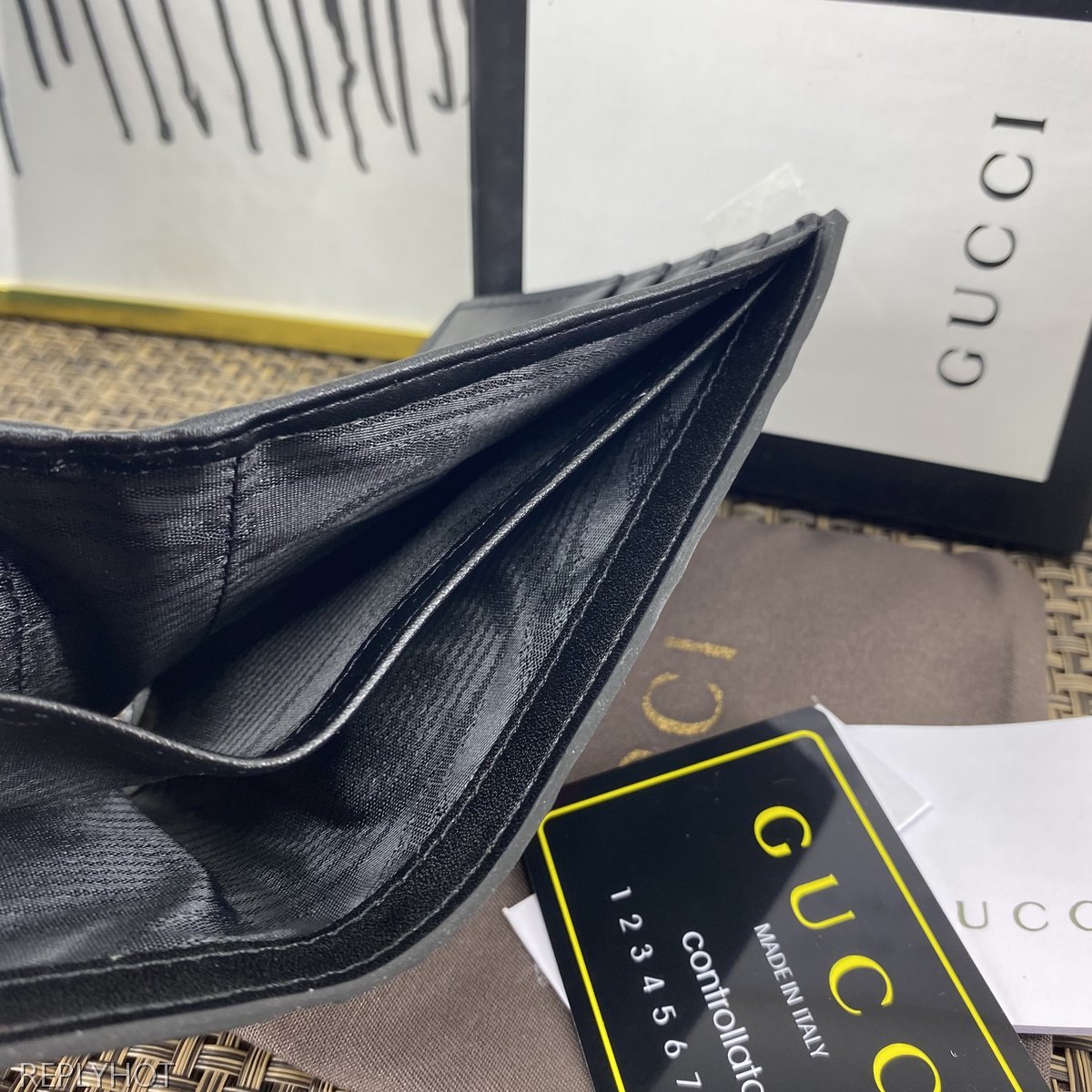 구찌 지갑 508569