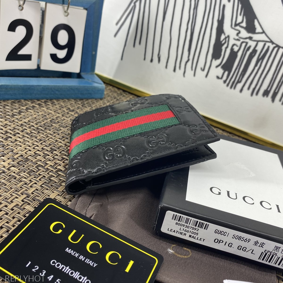 구찌 지갑 508569