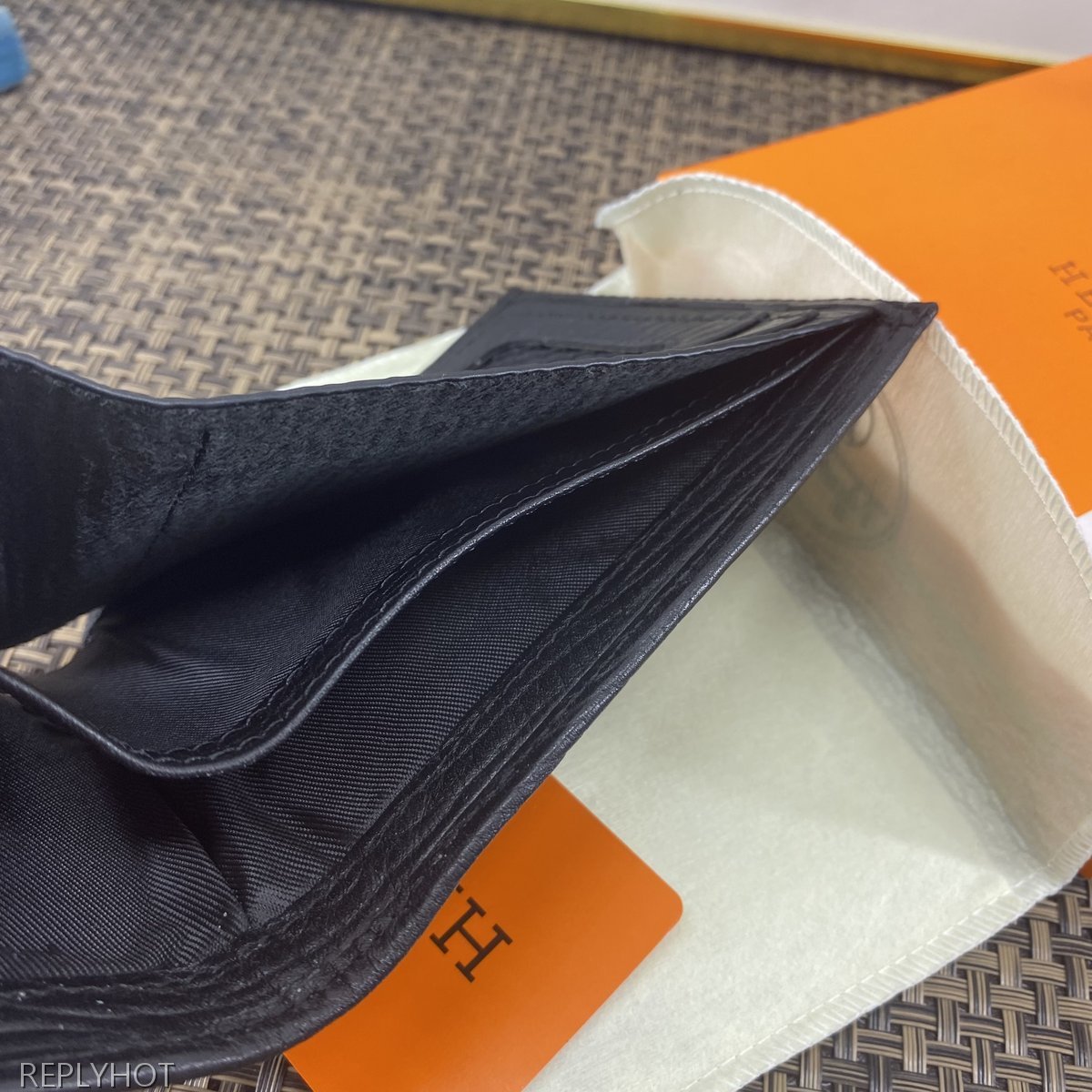 에르메스 지갑 8817-3