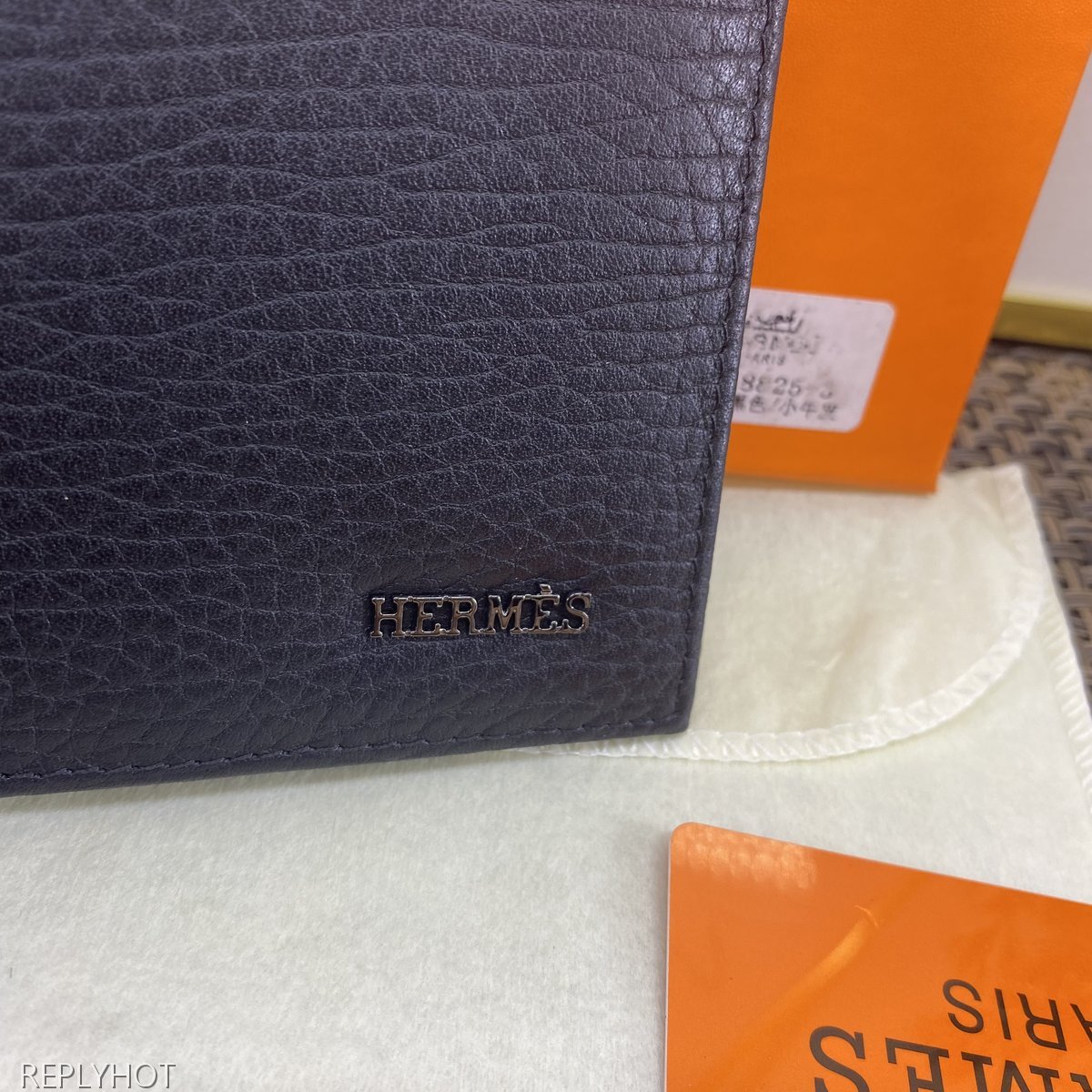 에르메스 지갑 8825-3