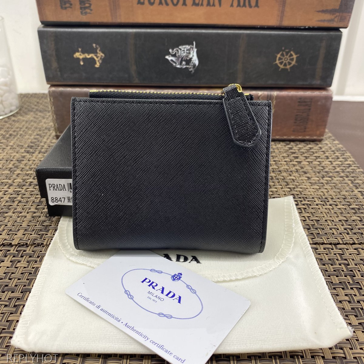 프라다 지갑-8847