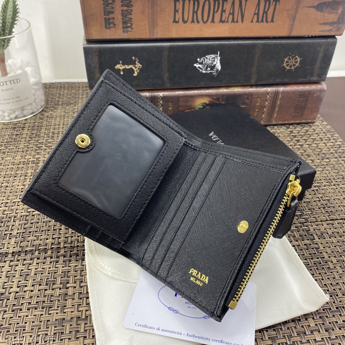 프라다 지갑-8847