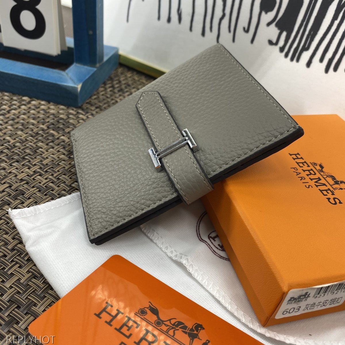 에르메스 지갑 그레이 603