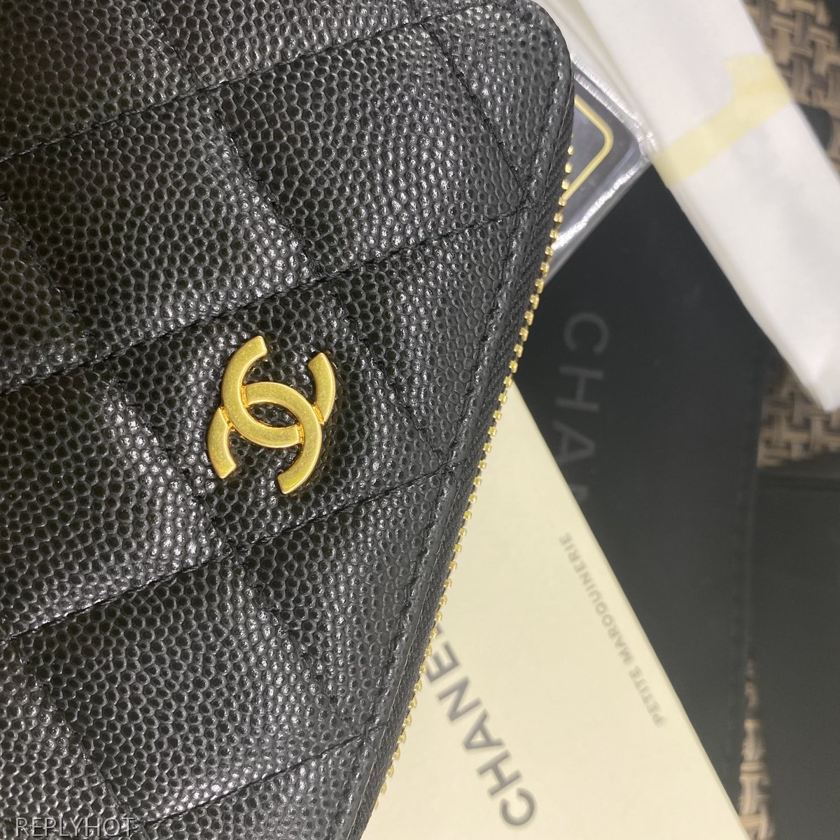 샤넬 캐비어 지갑 블랙 금장 A84511