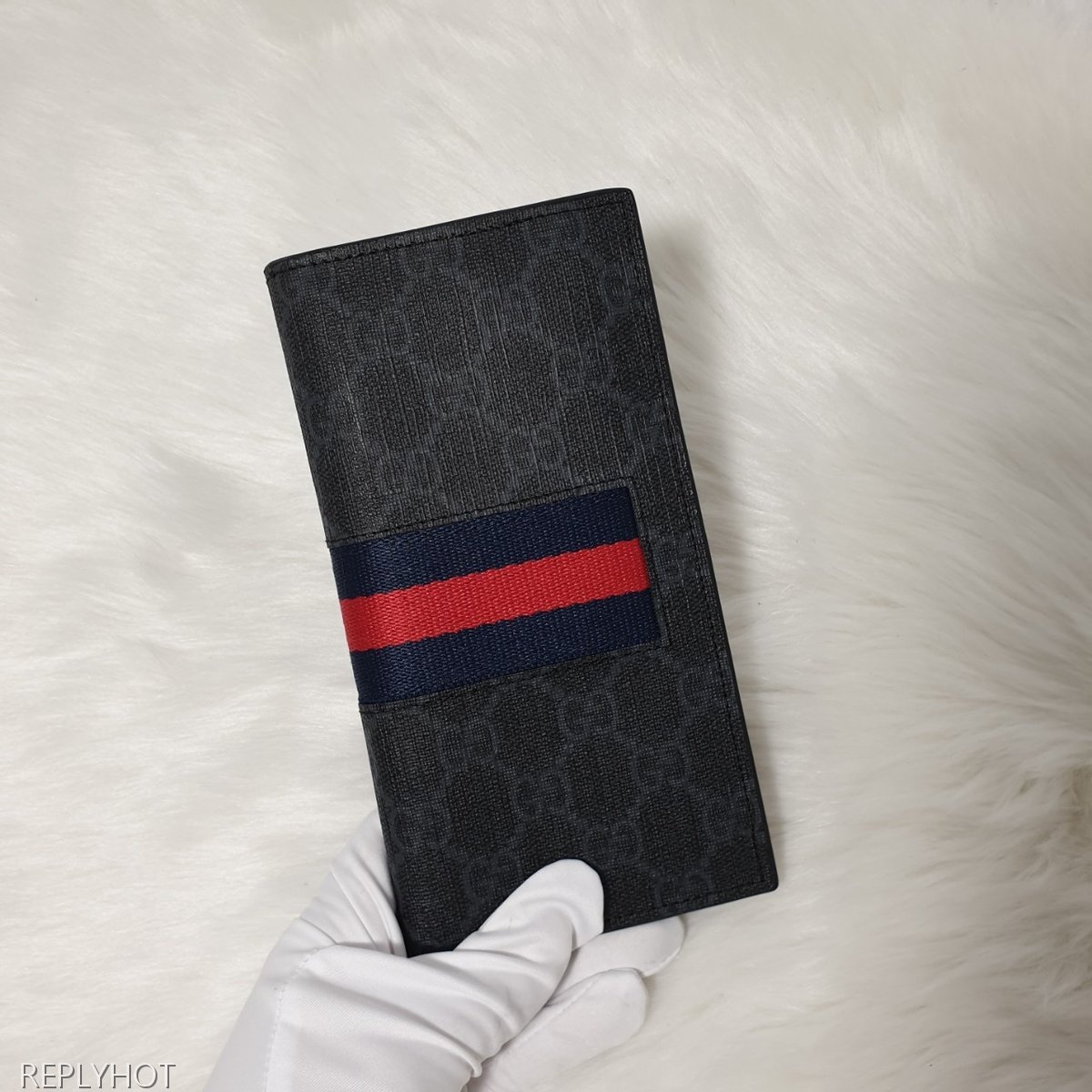 구찌 gg수프림 삼선 장지갑