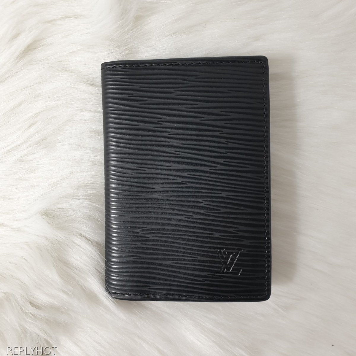 루이비통 에삐 오거나이저 지갑