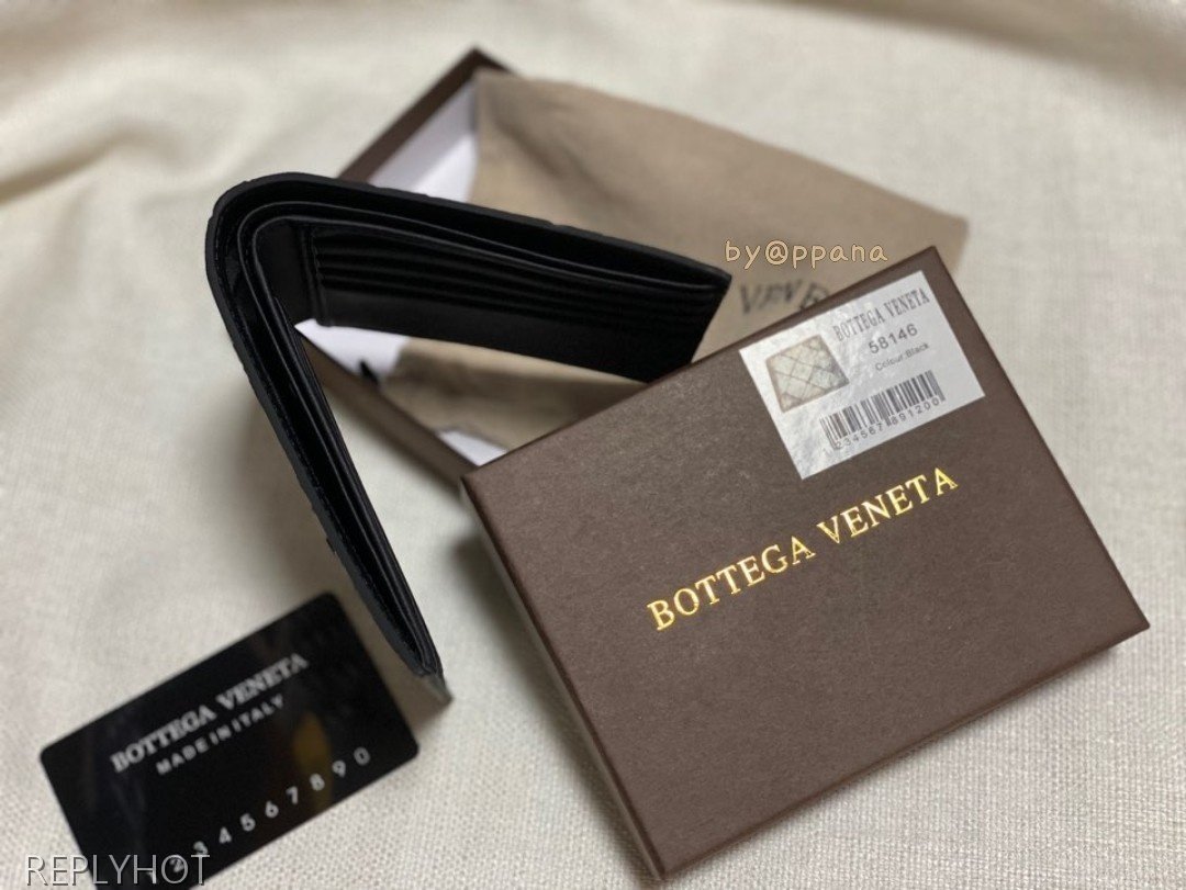 보테가베네타 나파 폴더형 반지갑