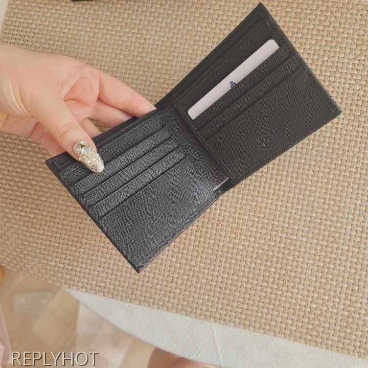 프라다 사피아노 삼각로고 2m0513 반지갑