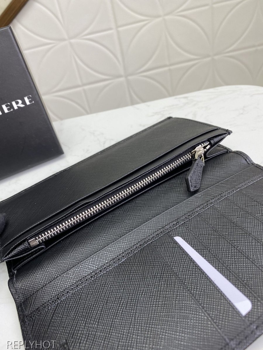 프라다 사피아노 2MV836 장지갑