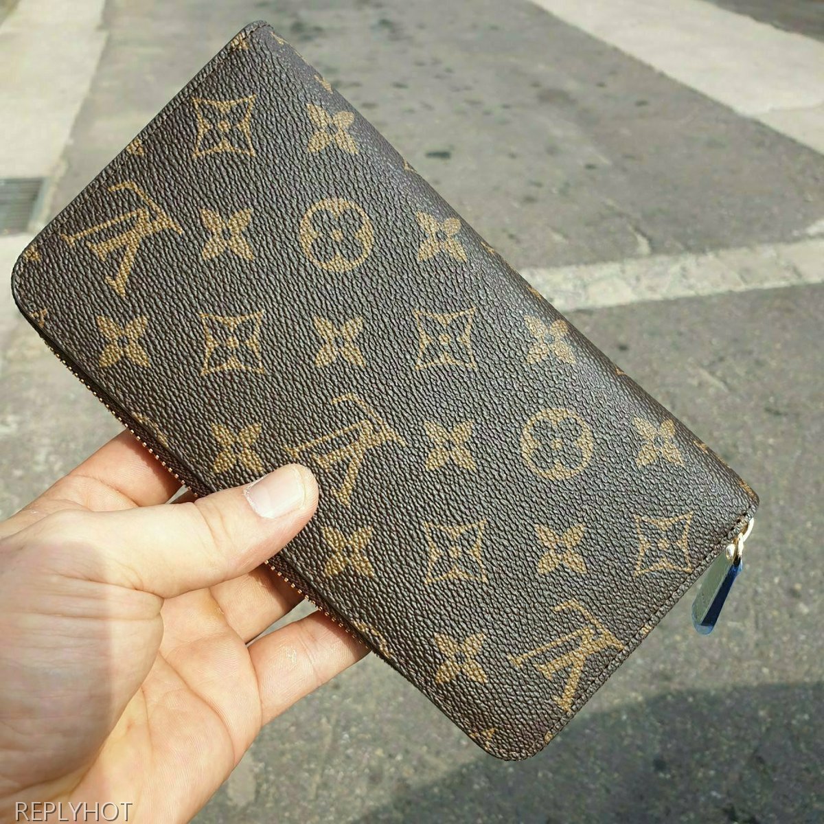 루이비통 모노그램 지퍼 장지갑