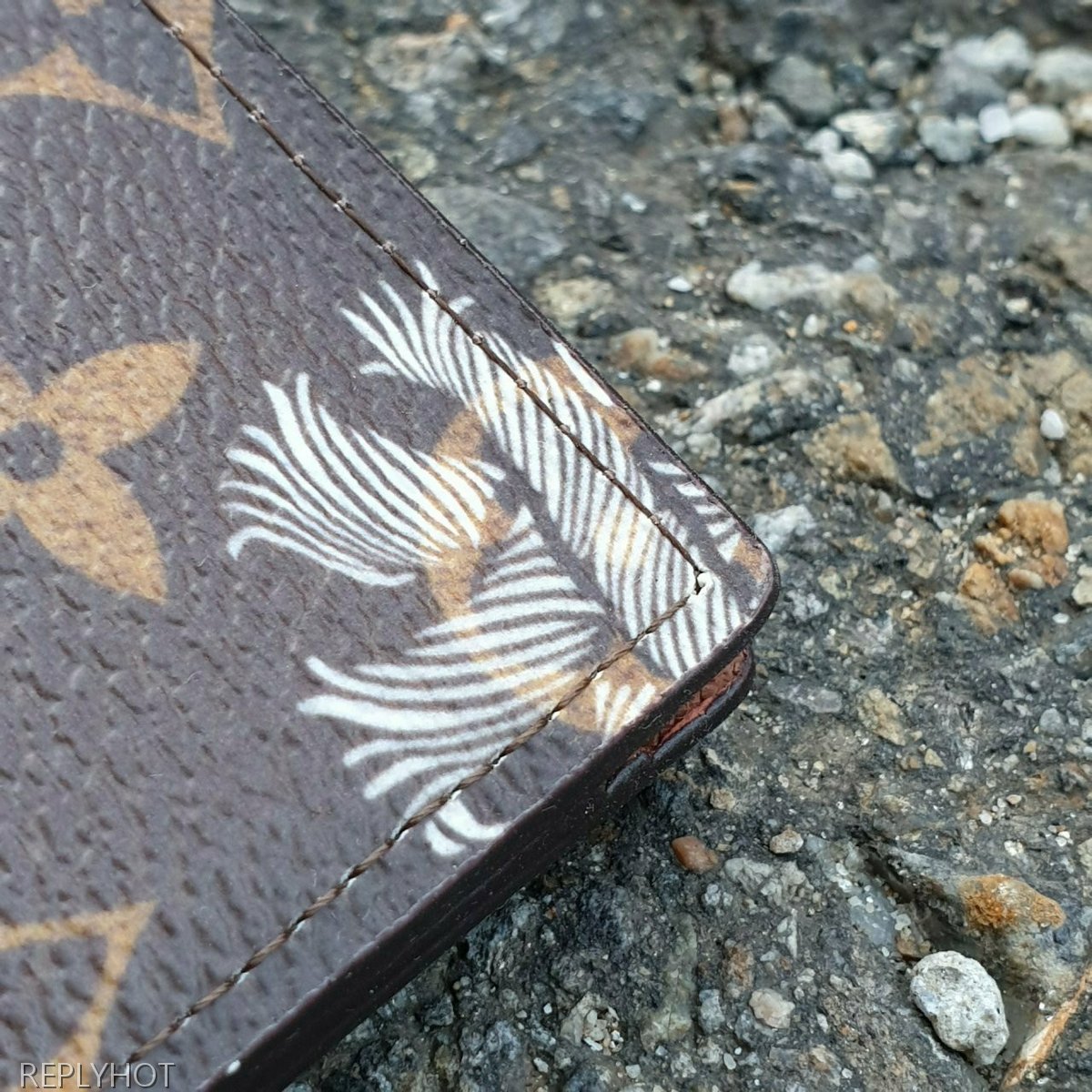 루이비통 모노그램 그라피트 네메스 반지갑