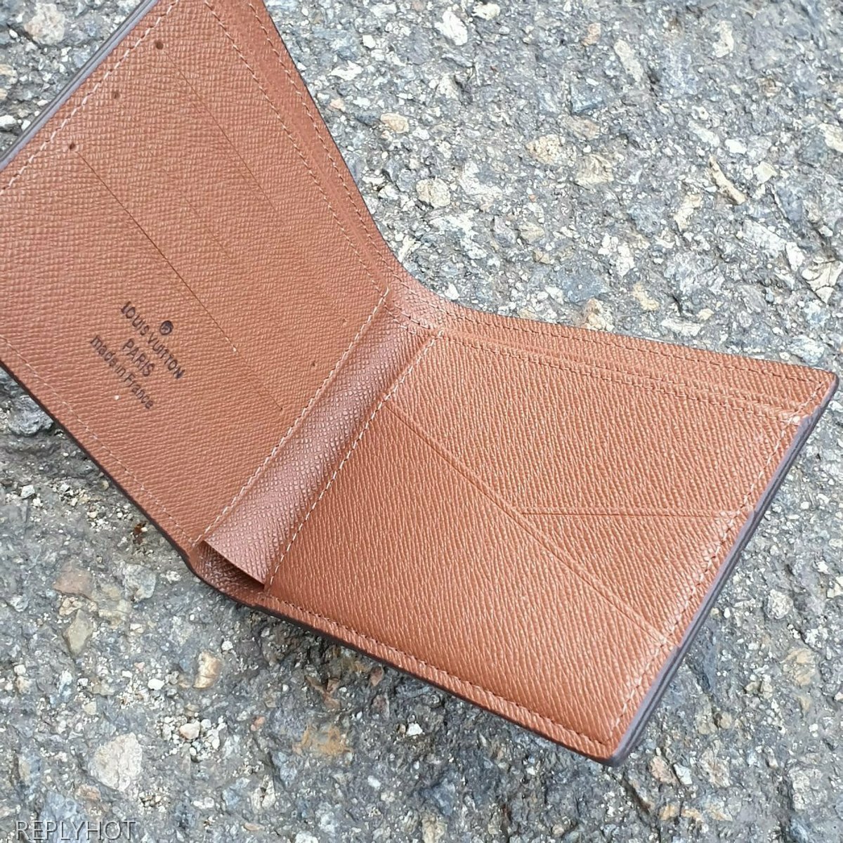 루이비통 모노그램 그라피트 네메스 반지갑