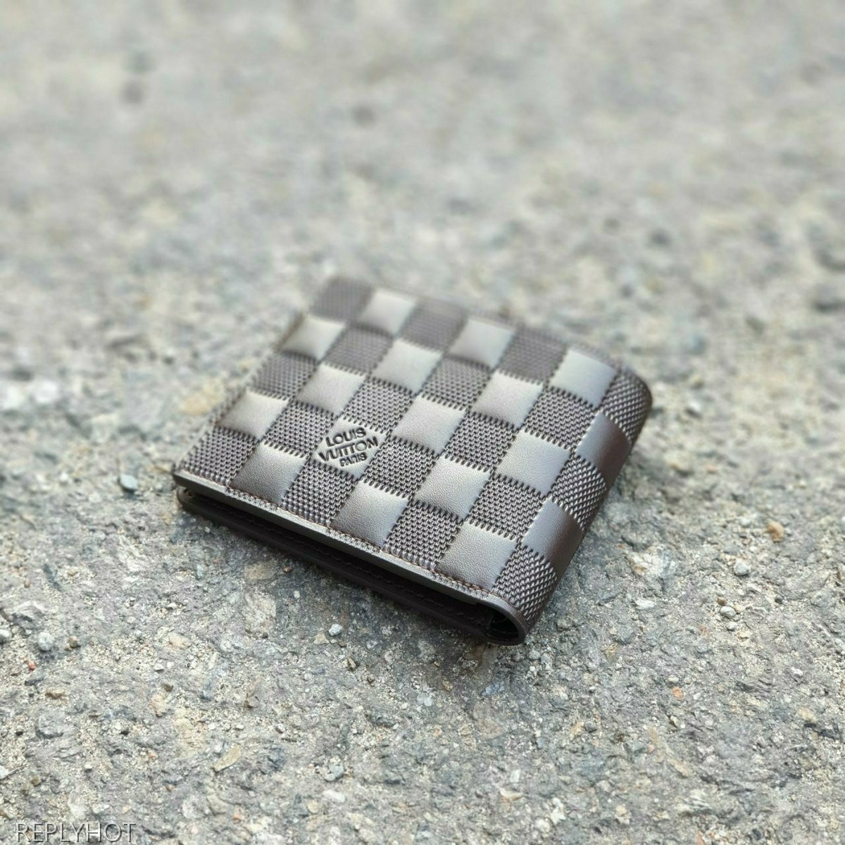 루이비통 인피니 멀티플 반지갑 브라운