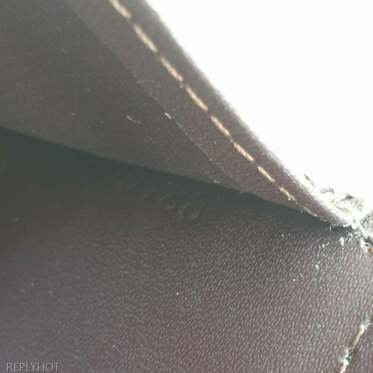 루이비통 인피니 멀티플 반지갑 브라운