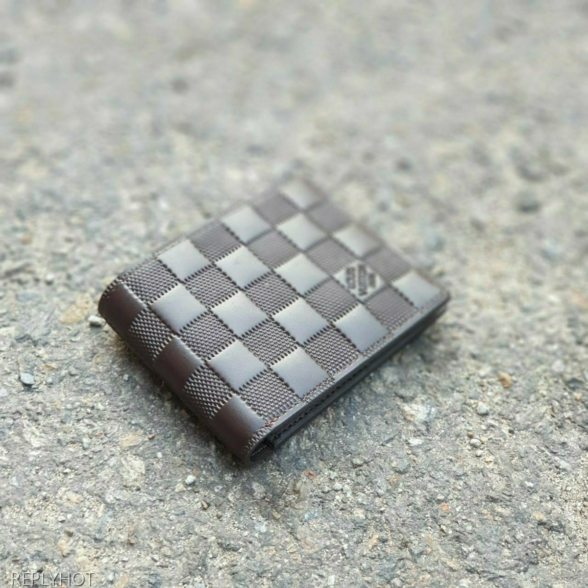 루이비통 인피니 멀티플 반지갑 브라운