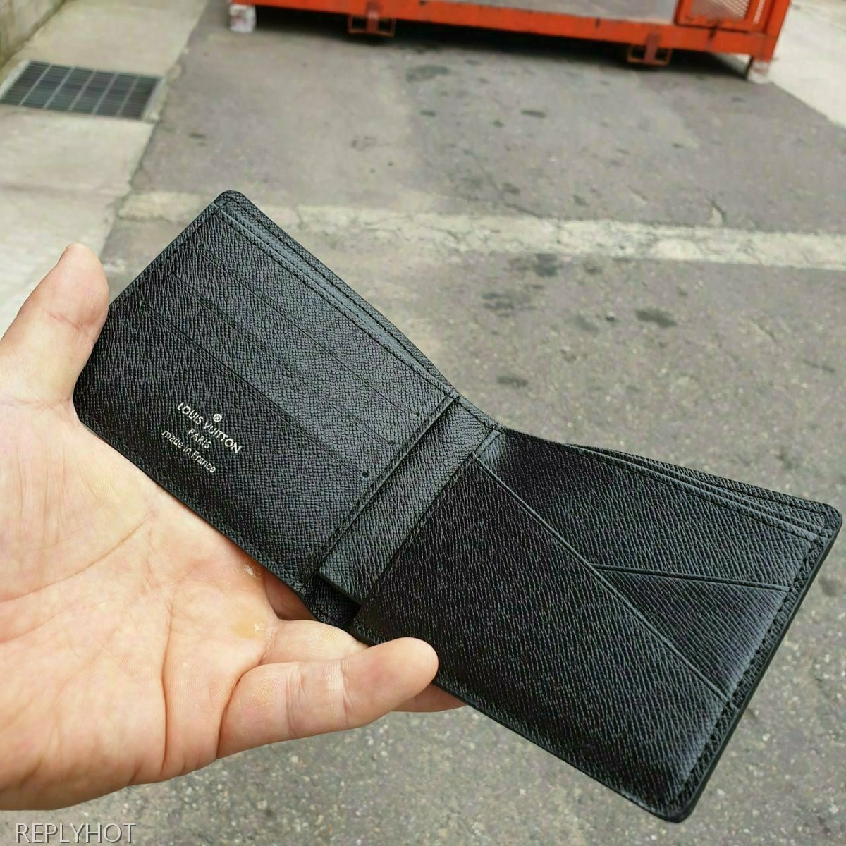 루이비통 에삐 반지갑