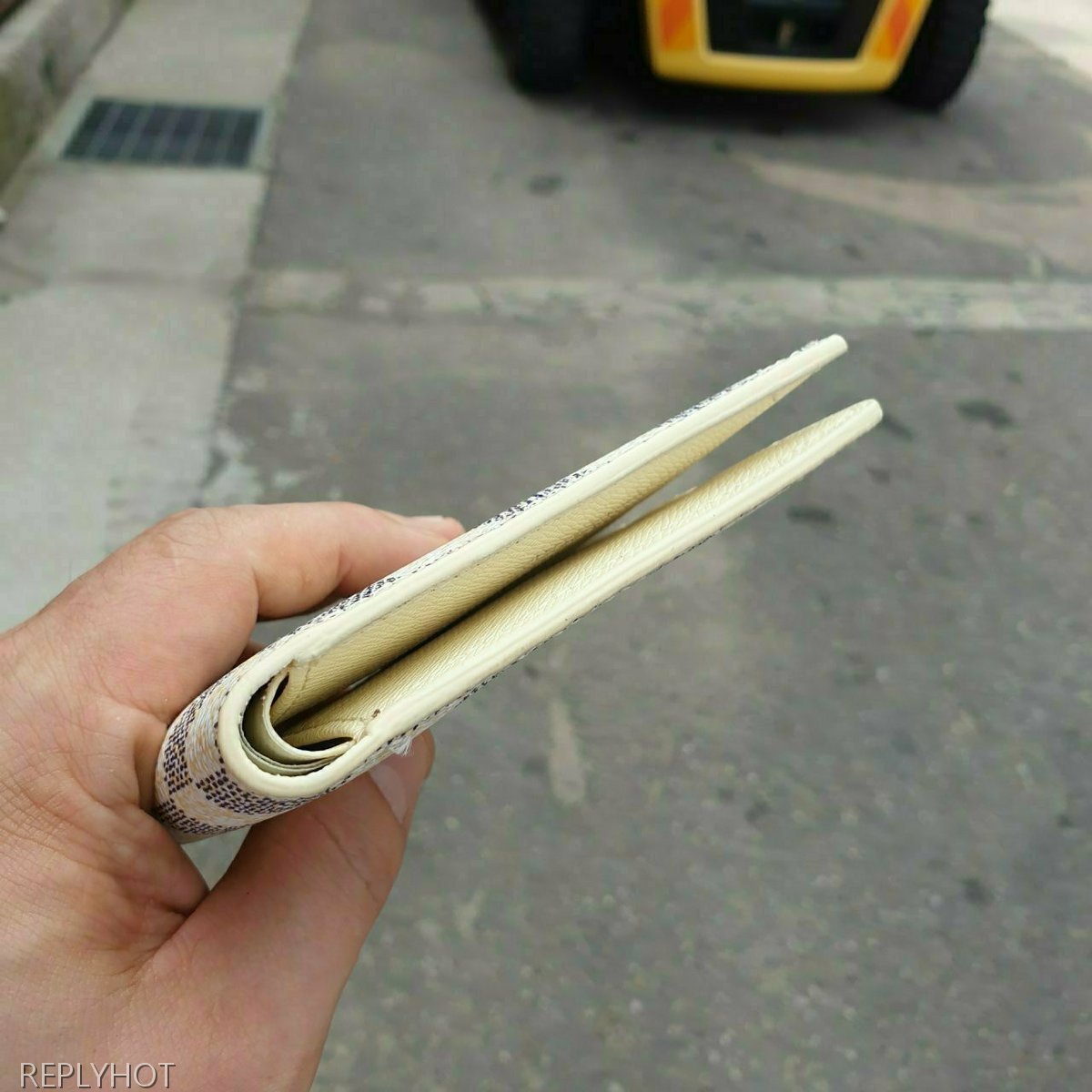 루이비통 아주르 반지갑