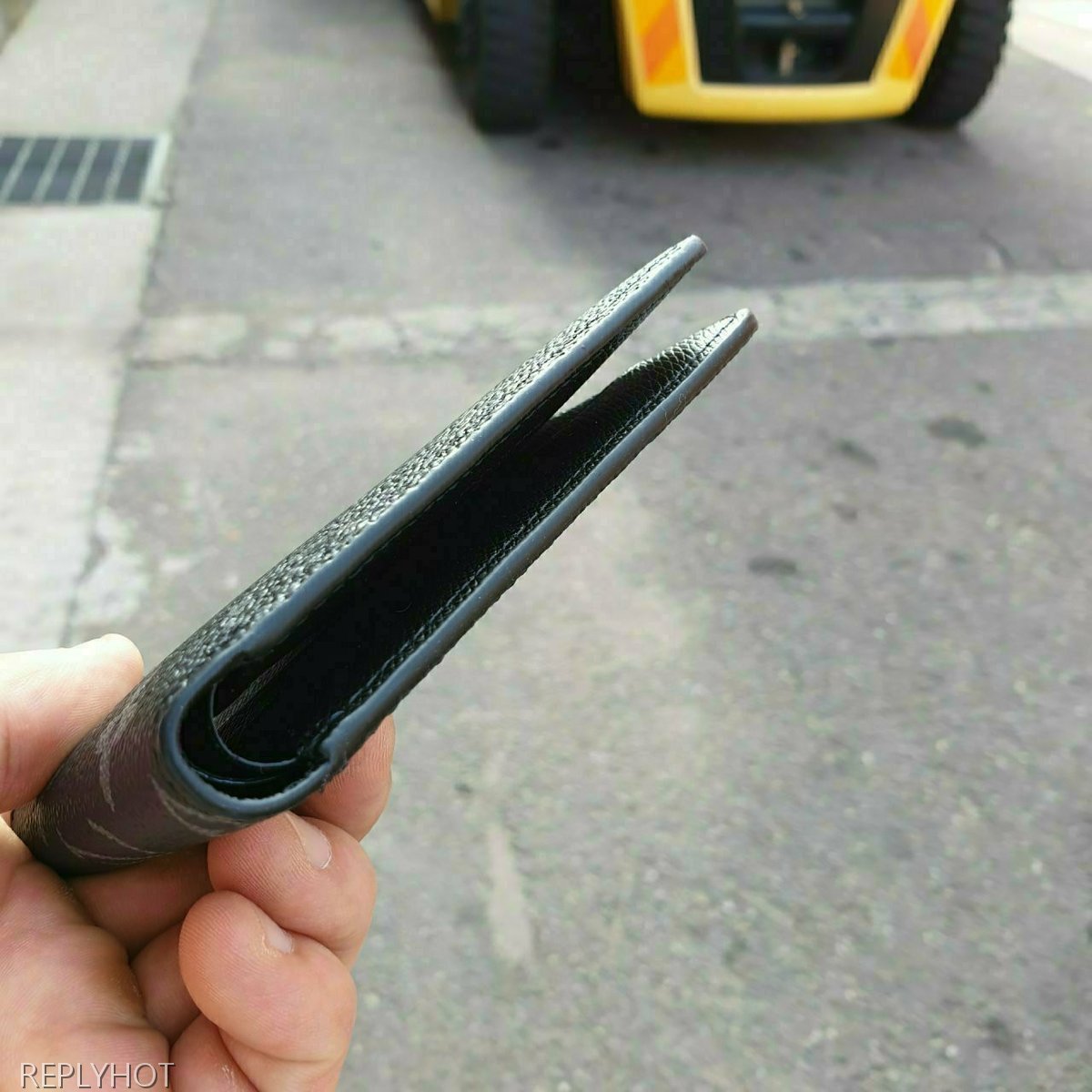 루이비통 이클립스 반지갑