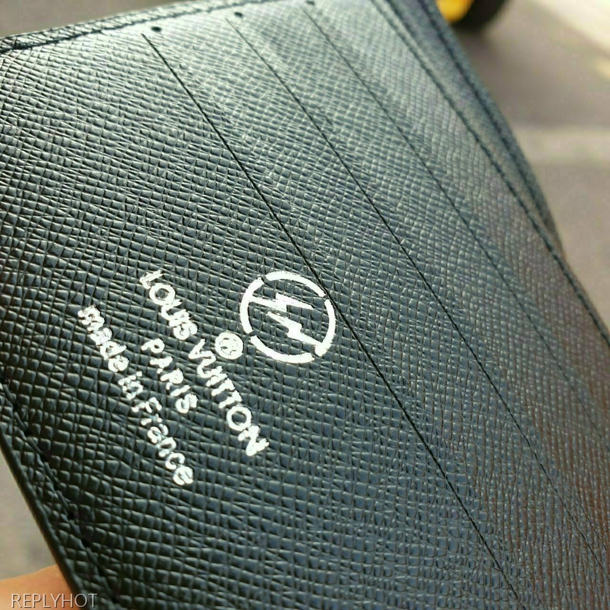 루이비통 이클립스 반지갑