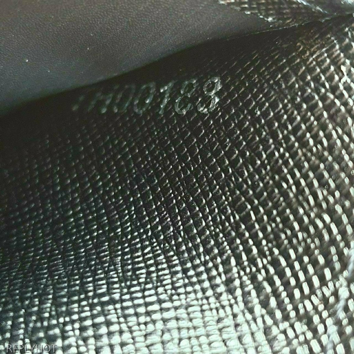 루이비통 이클립스 반지갑