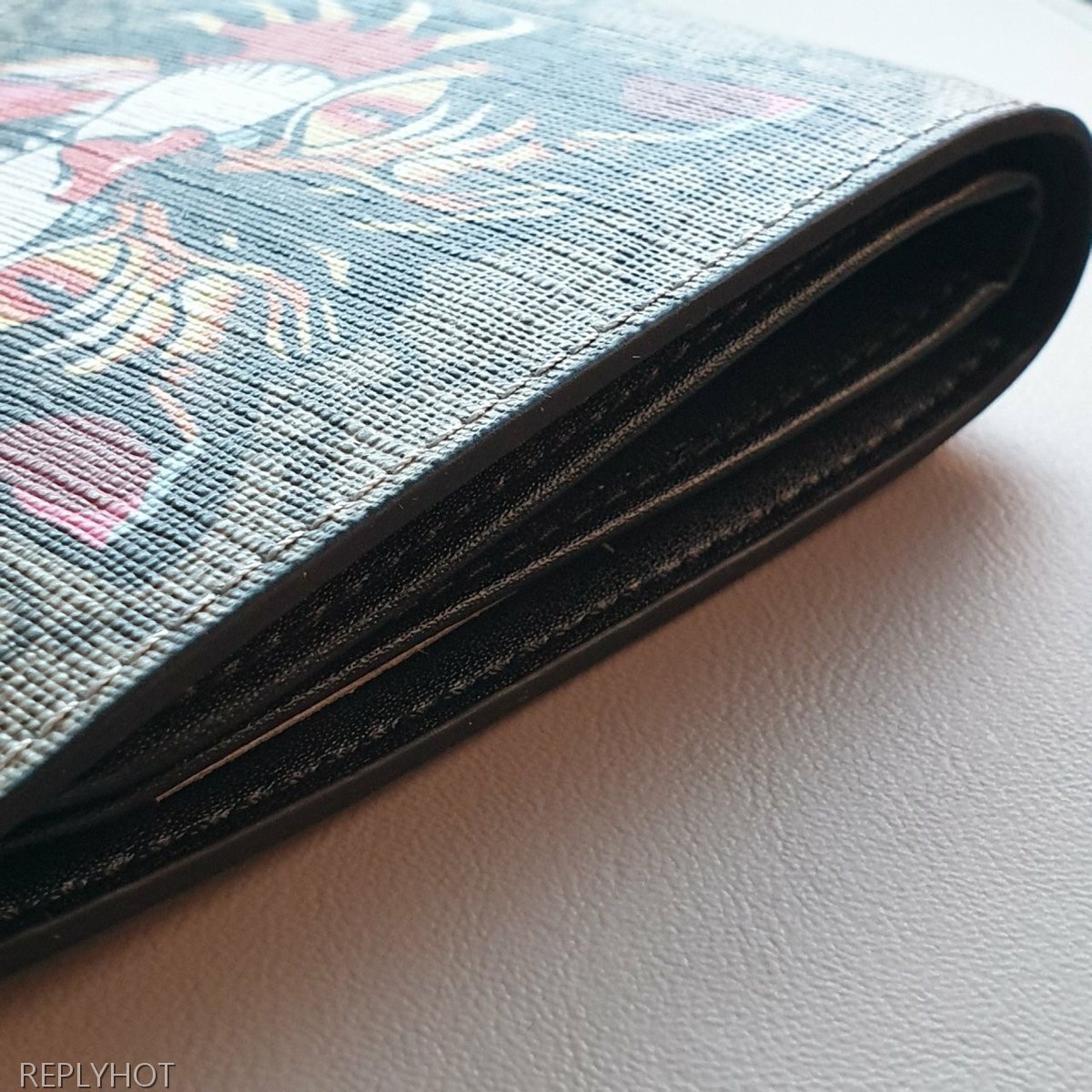 구찌 앵그리캣 반지갑 브라운