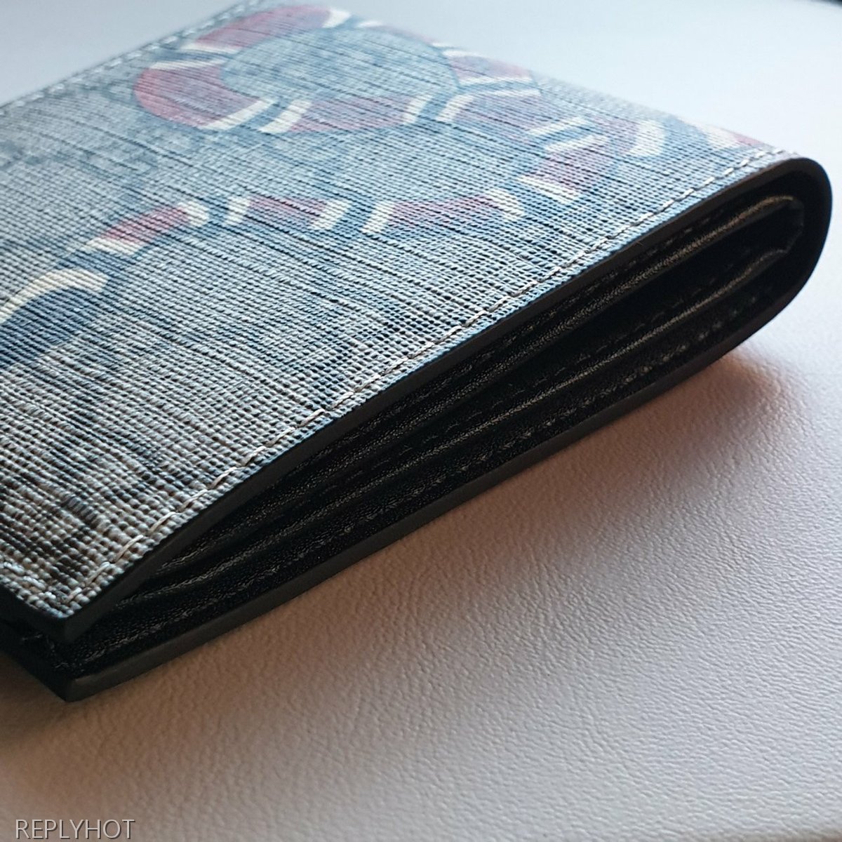 구찌 스네이크 반지갑 브라운