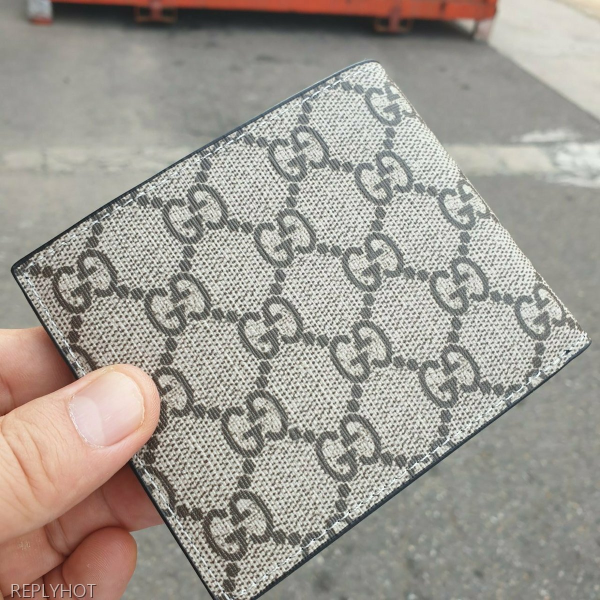 구찌 타이거 반지갑 브라운