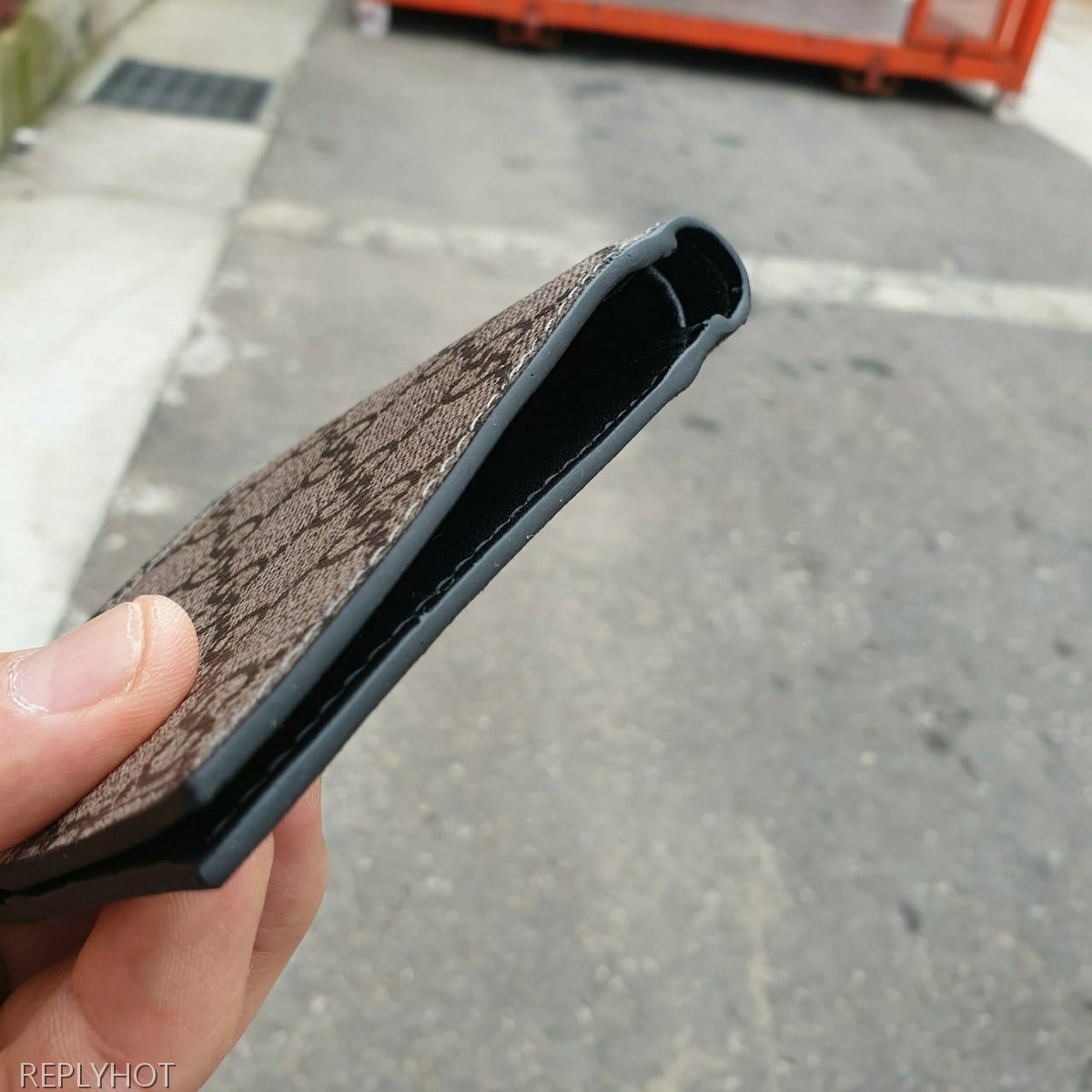 구찌 꿀벌 반지갑 브라운