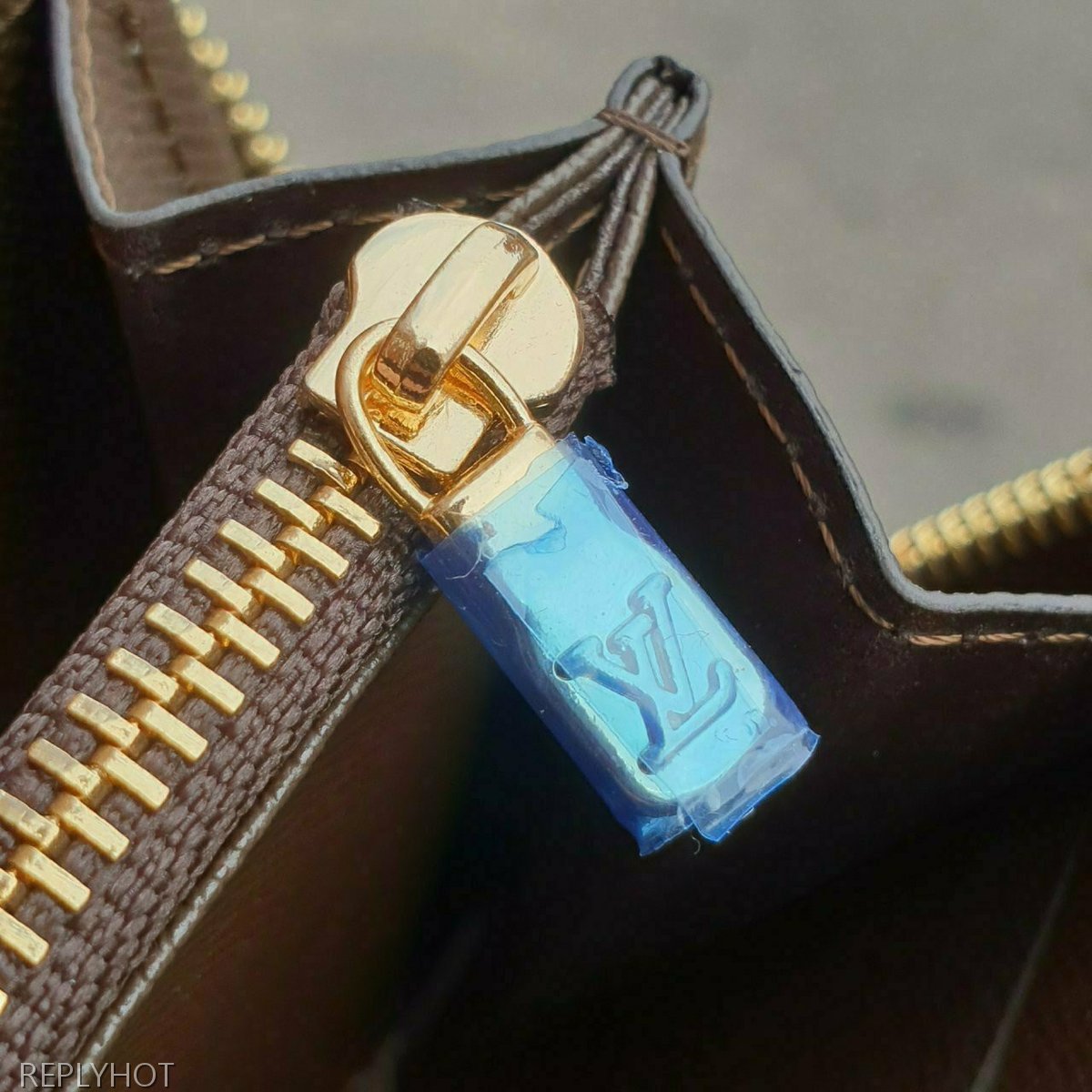 루이비통 다미에 브라운 지퍼 장지갑