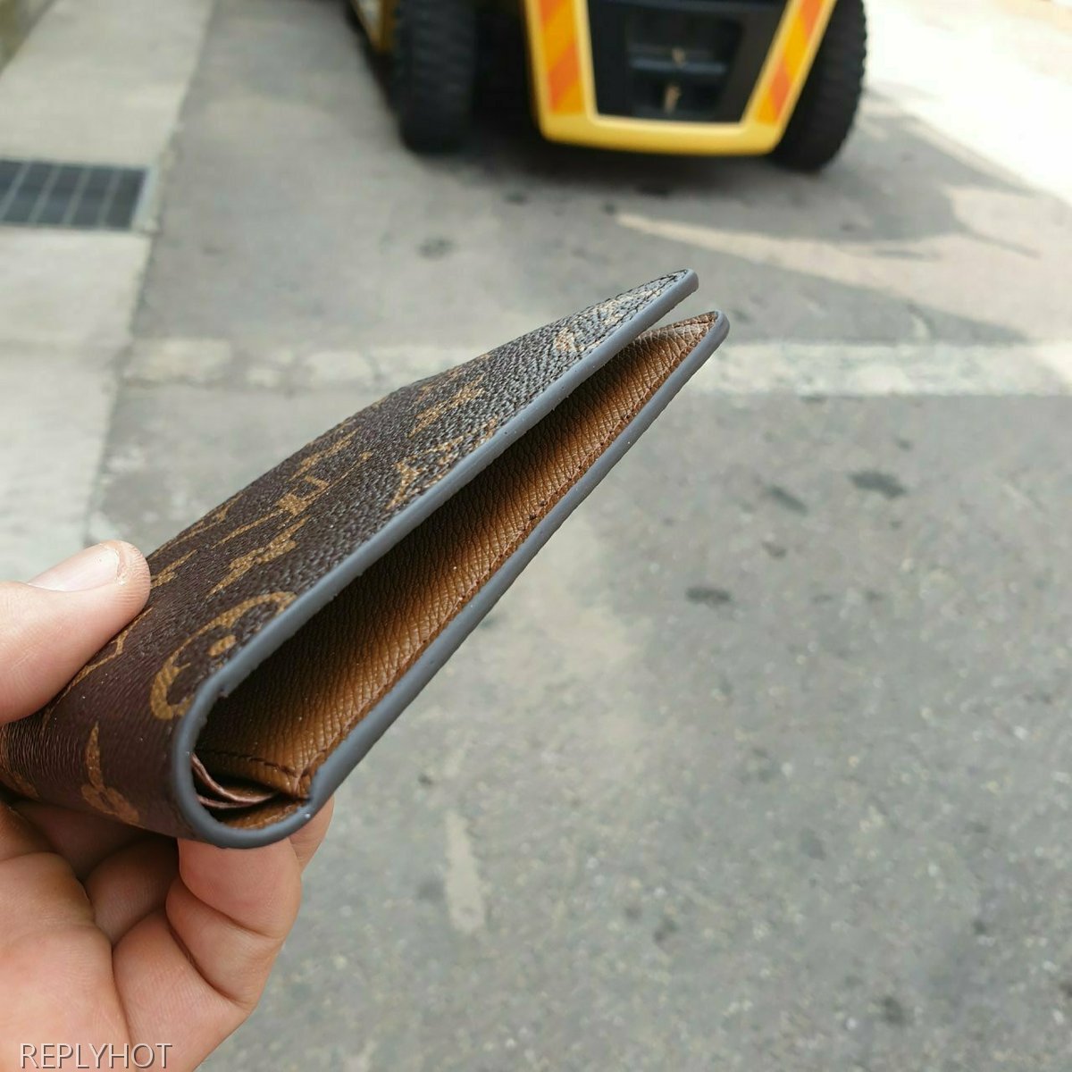 루이비통 모노그램 반지갑